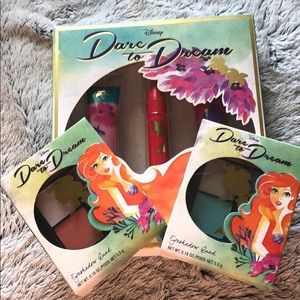 Collector’s Little Mermaid Disney Makeup Set